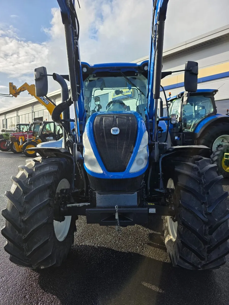 2022 New Holland T5.140 DCT + MX Loader - Image 4