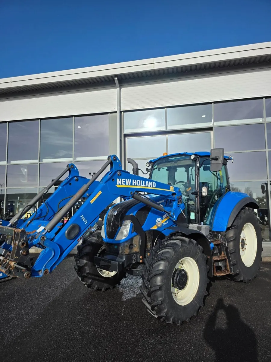 2019 New Holland T5.120 Electro Command + Loader - Image 2