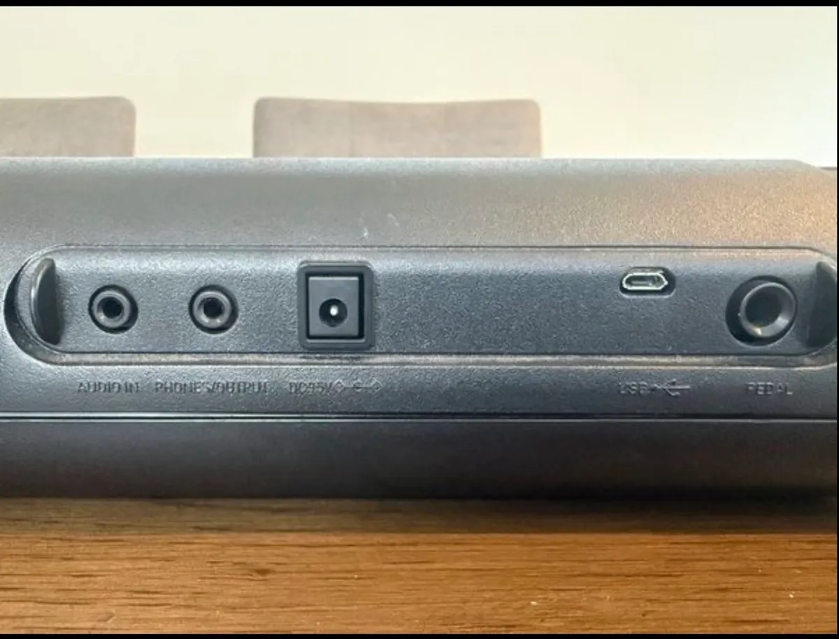Casio Keyboard - Image 4