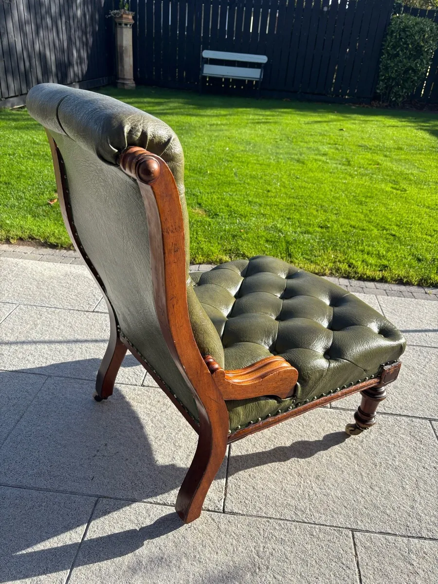 Antique leather armchair - Image 2