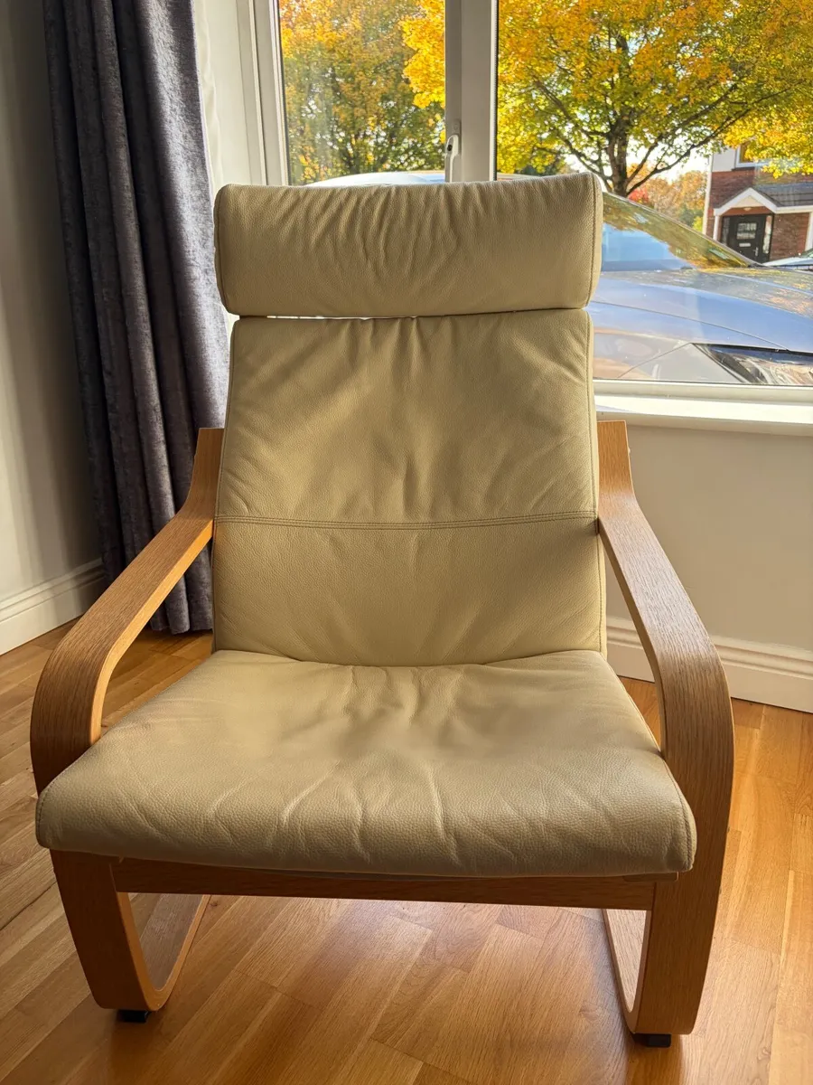 Armchair and footstool - Image 3