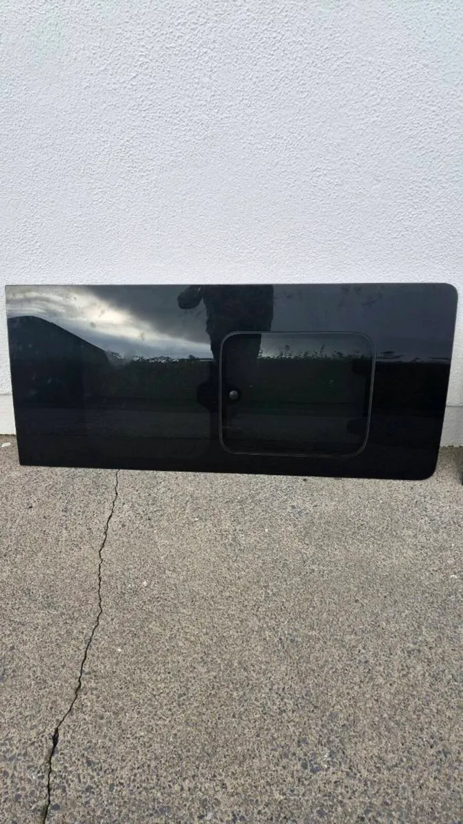 2025 Ford Custom windows - Image 3
