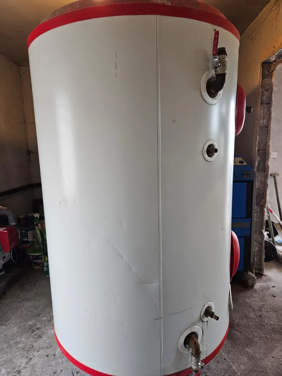 Insulated buffer tank - Image 2
