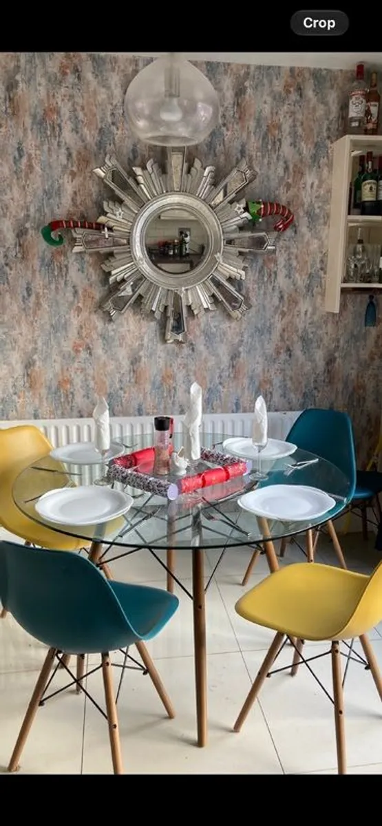 Dining table - Image 2