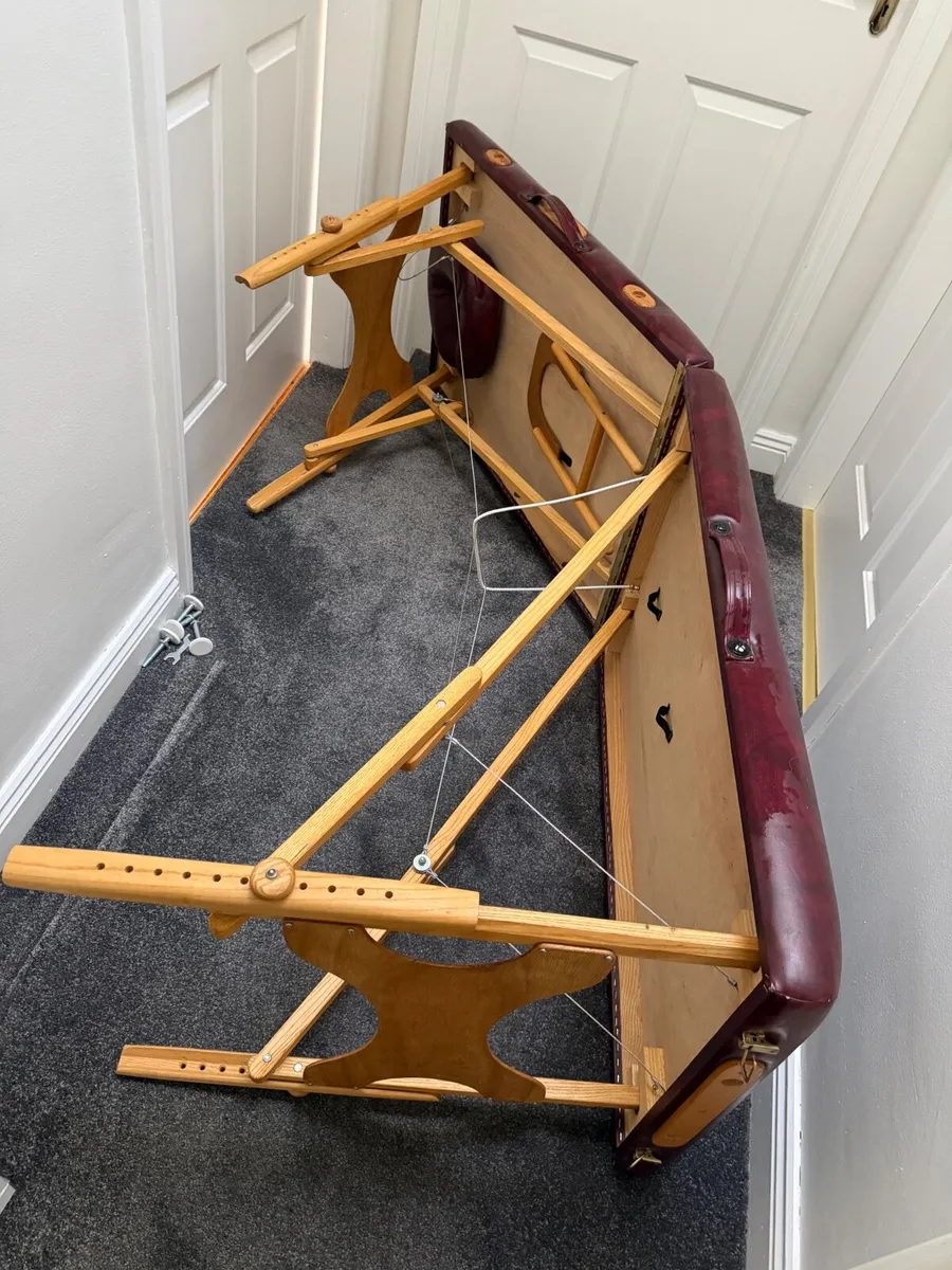 Massage table - Image 4