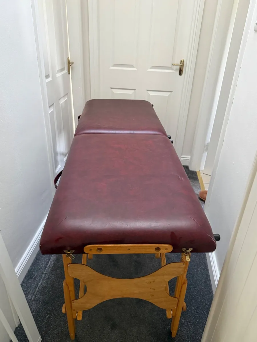 Massage table - Image 2
