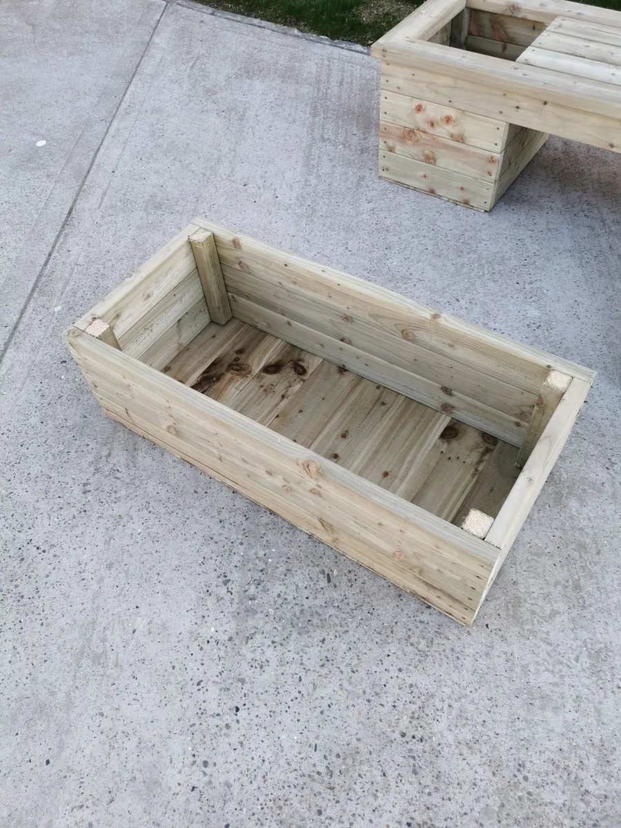 Planter box - Image 1
