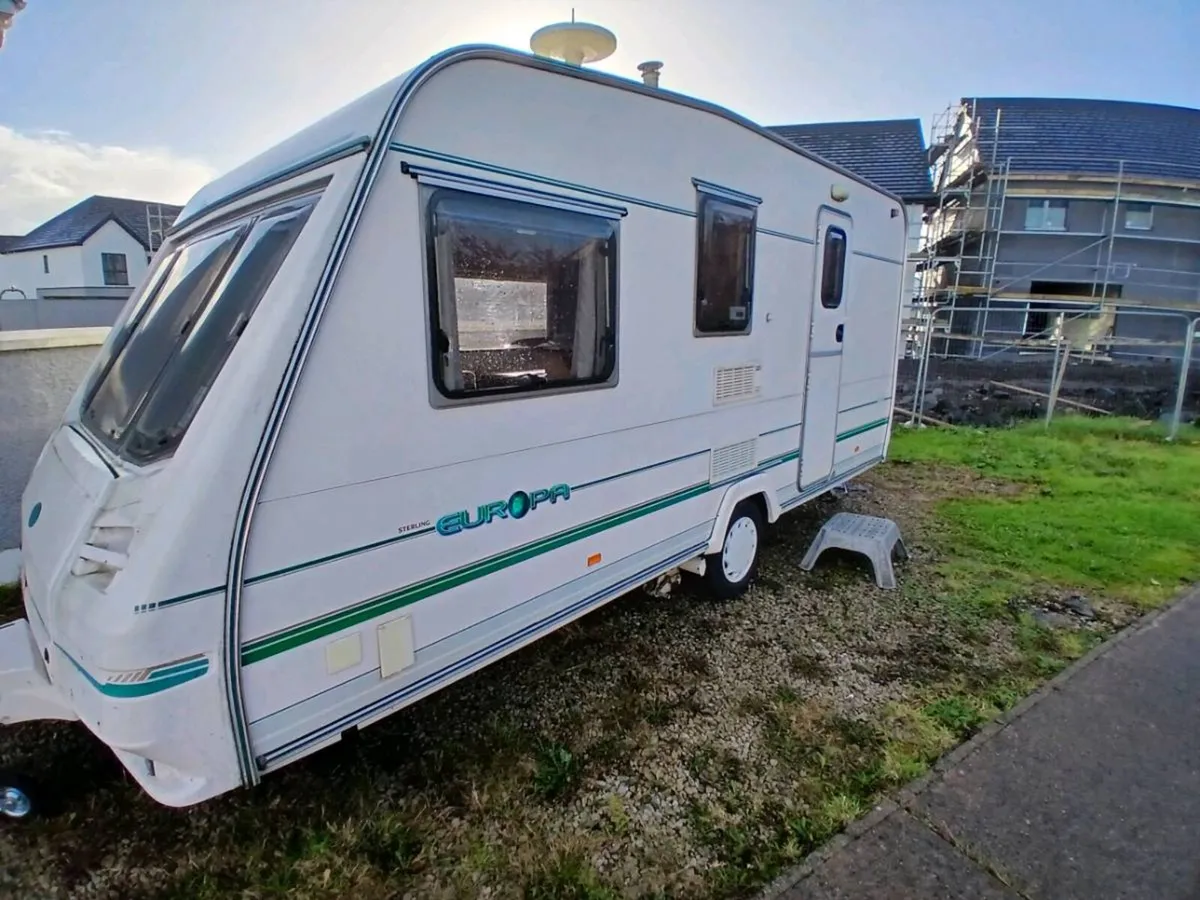 Caravan - Image 1