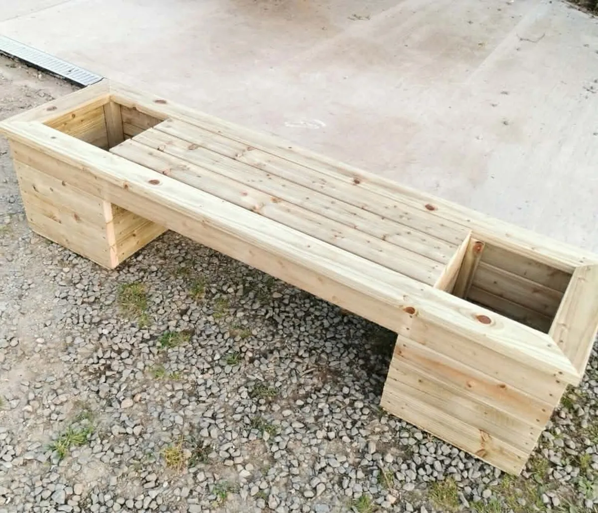 Garden furniture - Image 1