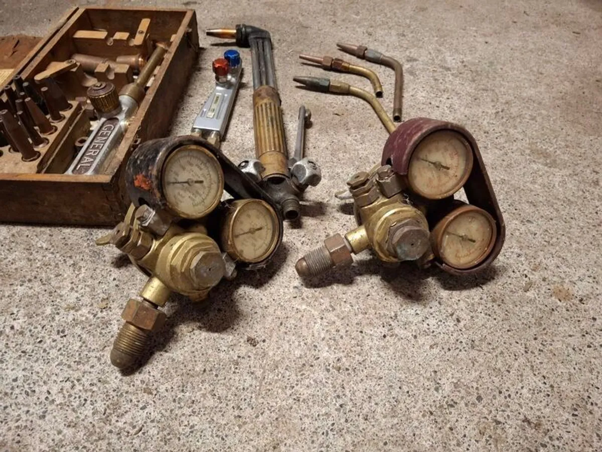 gas cutting and welding torches - Image 3