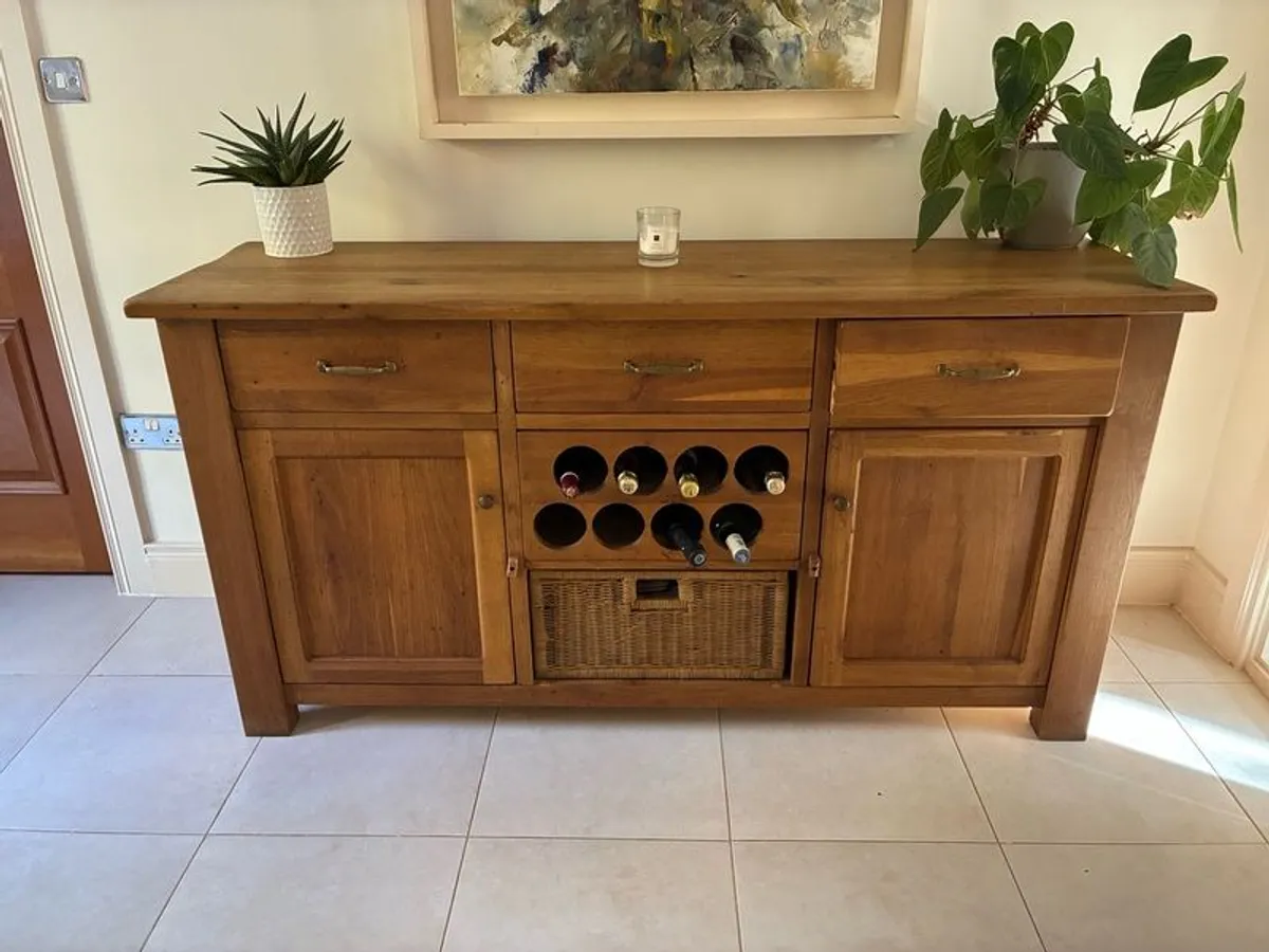 Oak dining  table + 8 chairs + matching sideboard - Image 2