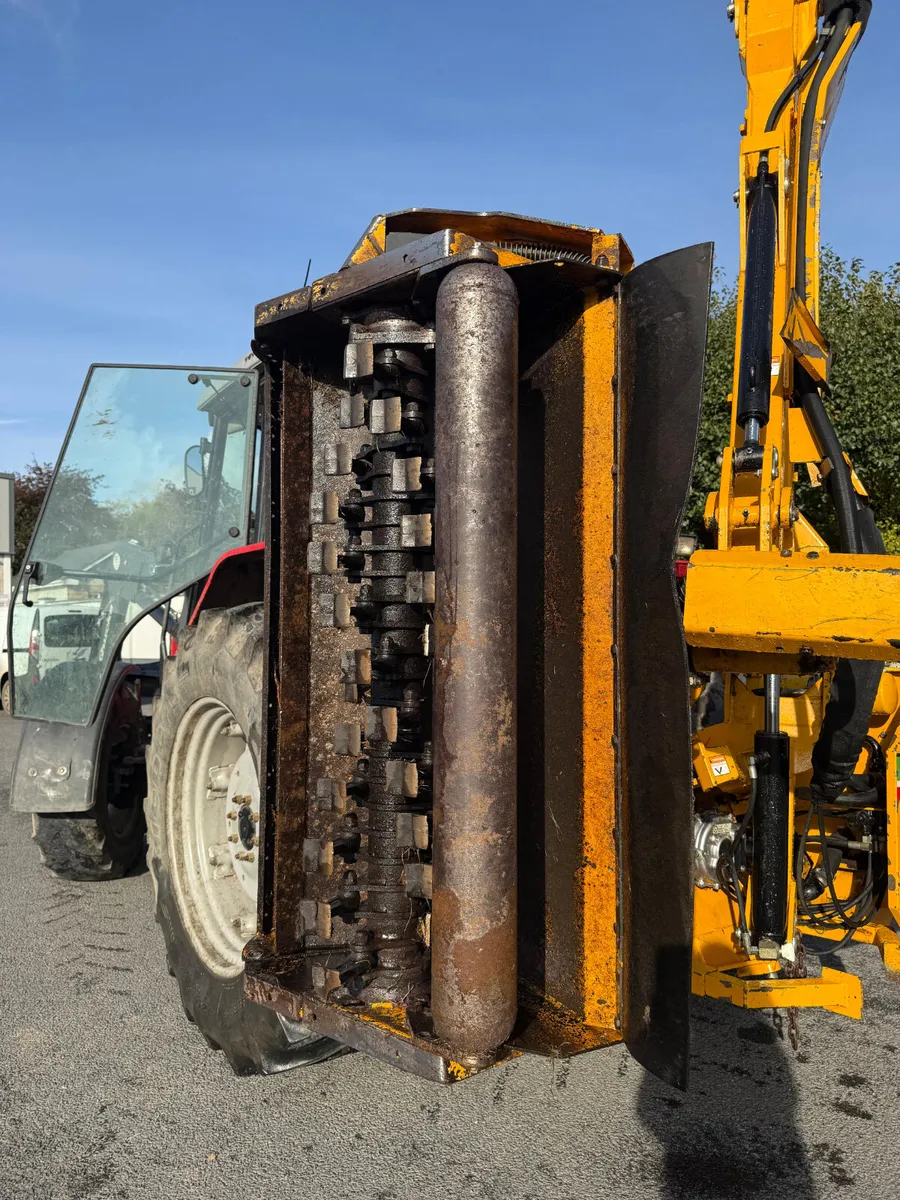 McConnel PA93 Classic Hedgecutter - Image 2