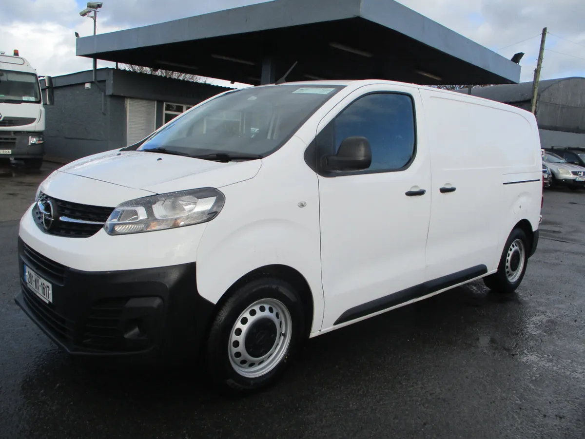 Opel Vivaro 1.5 DCI TWIN SLIDING DOORS €56/WEEK - Image 3