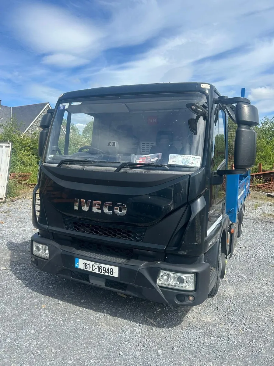 Iveco 7.5 Tonne Tipper Truck - 2018 - Manual - Image 1