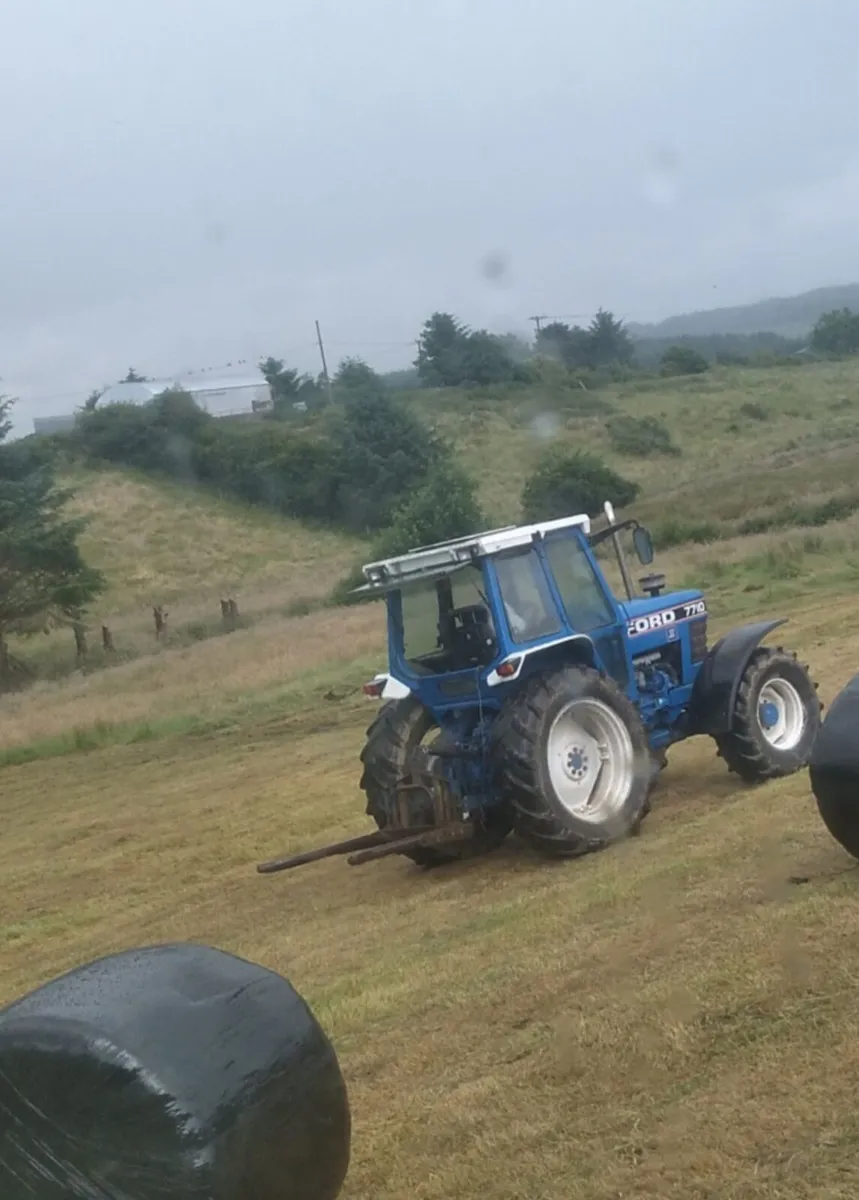 Ford 7710 for sale - Image 2
