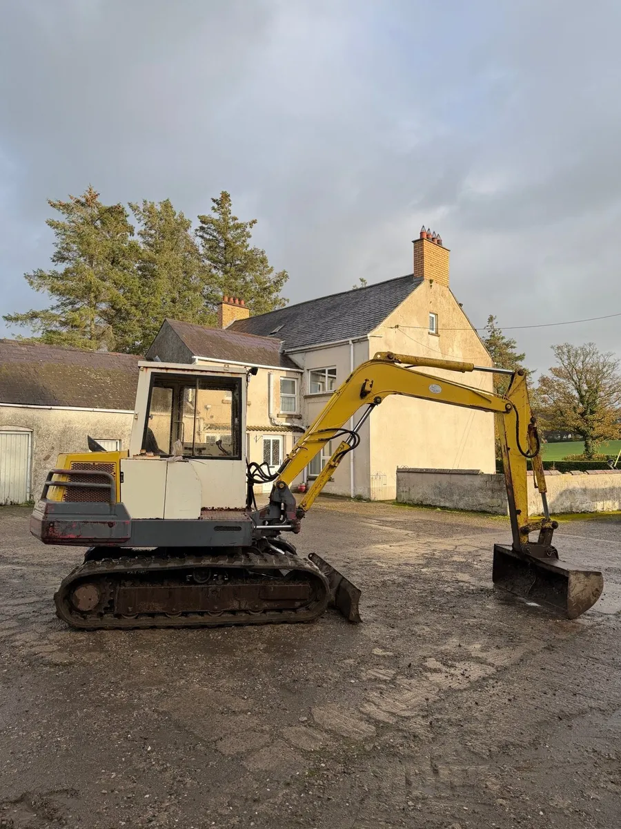 Yanmar b50 5.5 Ton Digger - Image 3