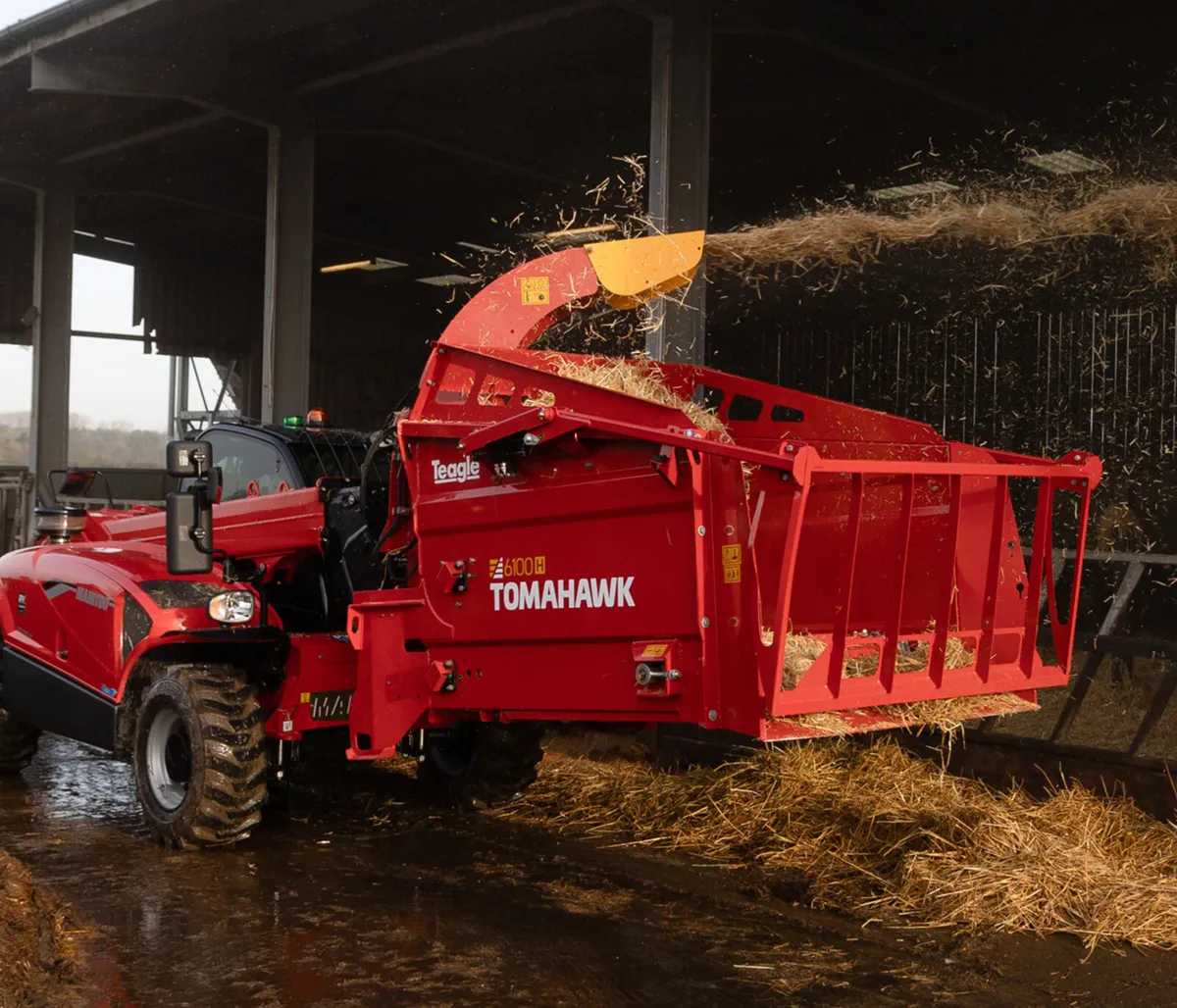 TEAGLE 6100H LOADER MOUNTED BALE SHREDDER, 0% - Image 1