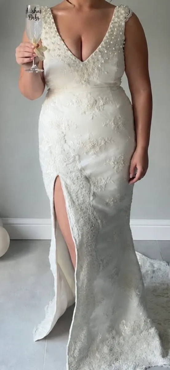 ivory lace and pearl embellished dress - Image 3