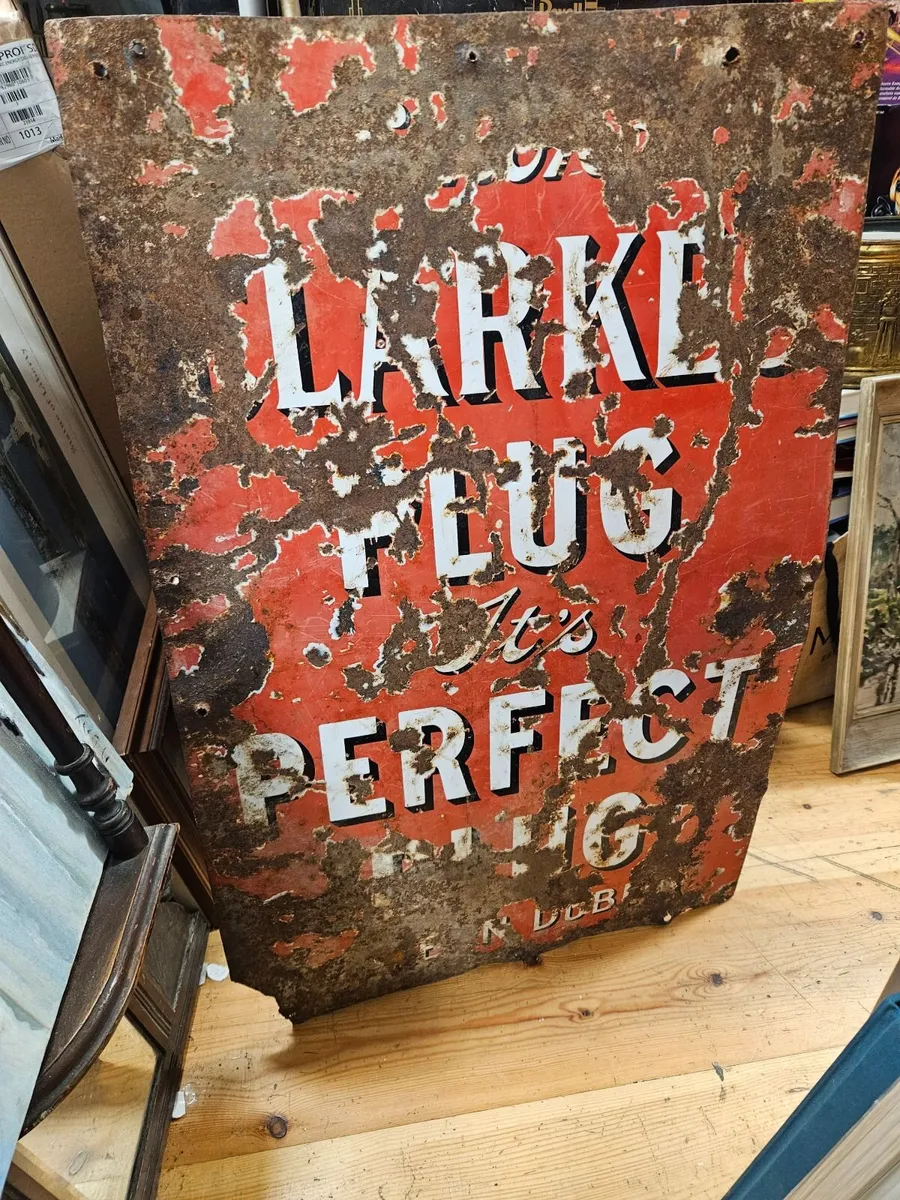 Vintage Clarkes Dublin Plug Tobacco Sign - Image 2