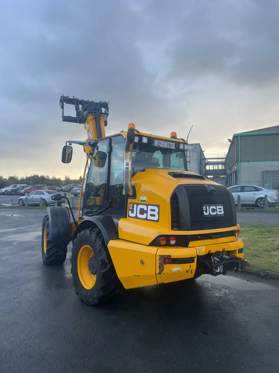 JCB 320S - Image 4