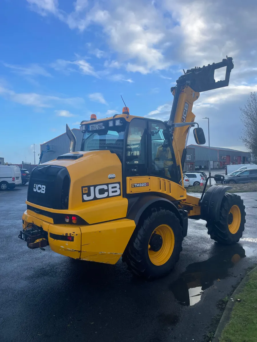 JCB 320S - Image 3