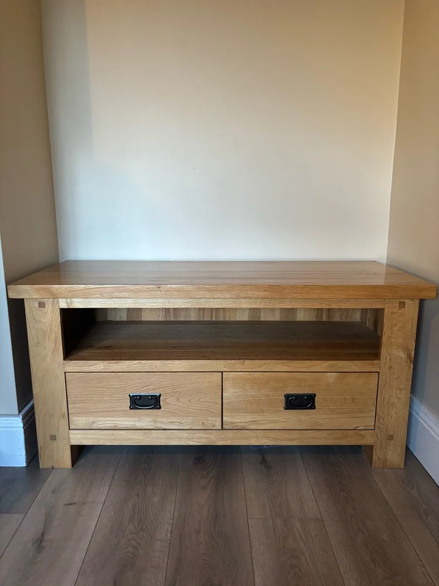 Solid Oak TV unit - Image 1