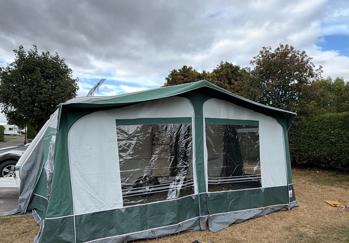2002 Abbey Caravan - Image 2