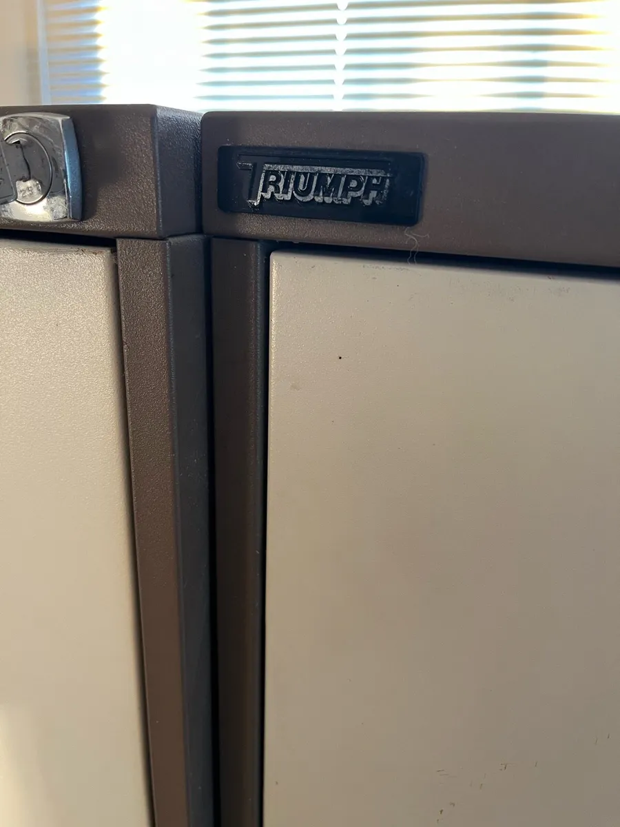 Filing Cabinets - Image 4