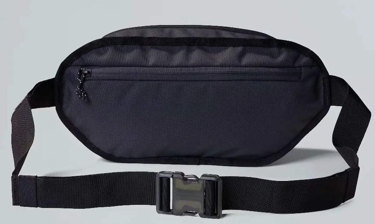 Y2K The North Face Bum Bag - Image 3