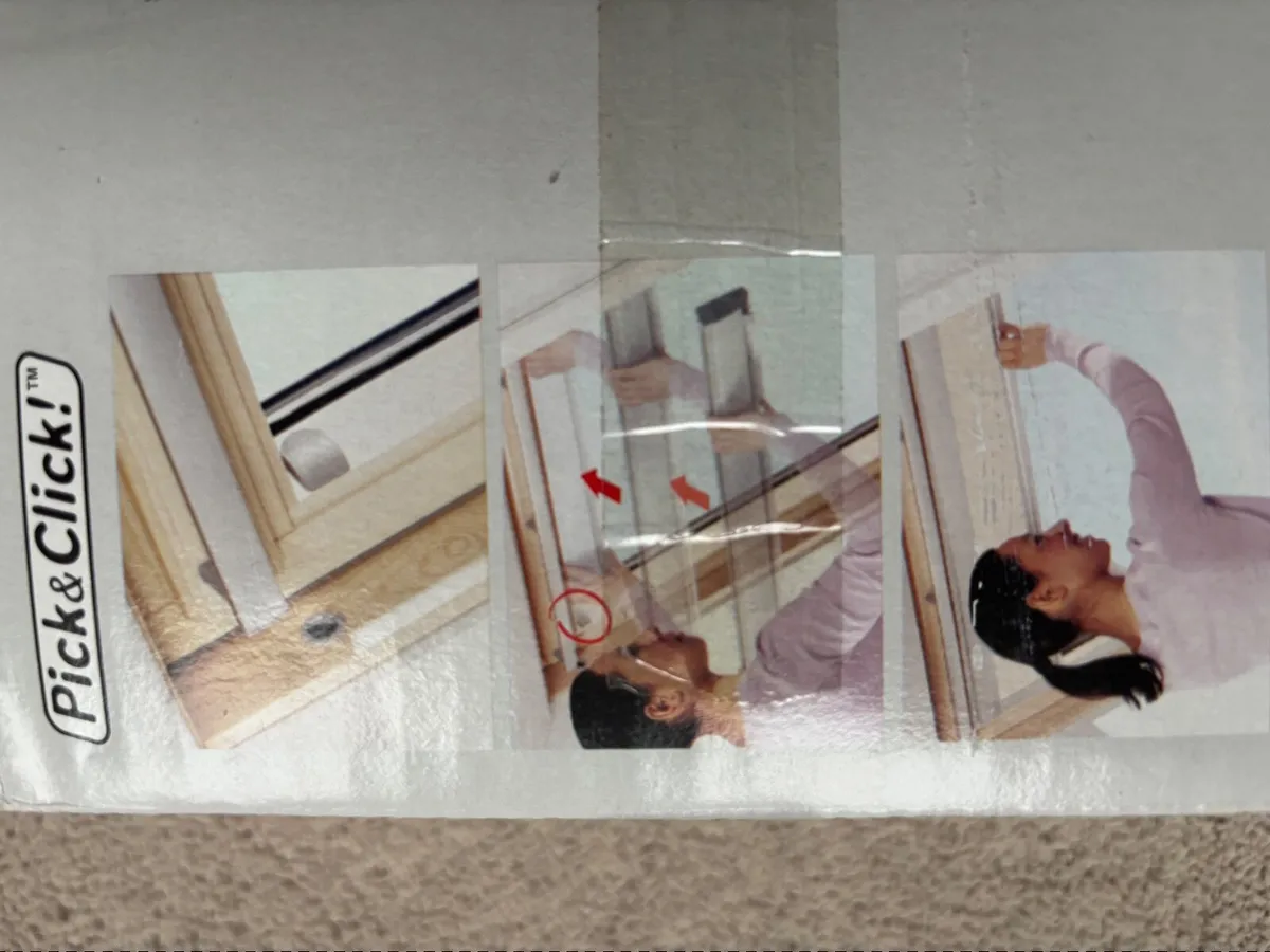 Velux blackout roller blind - Image 4