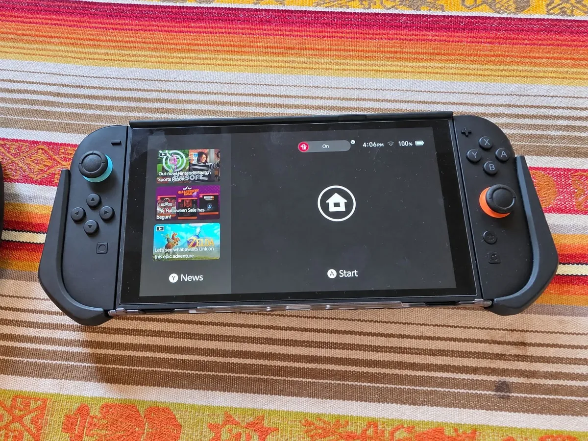 Nintendo Switch 2 + Case + Screen protector - Image 2