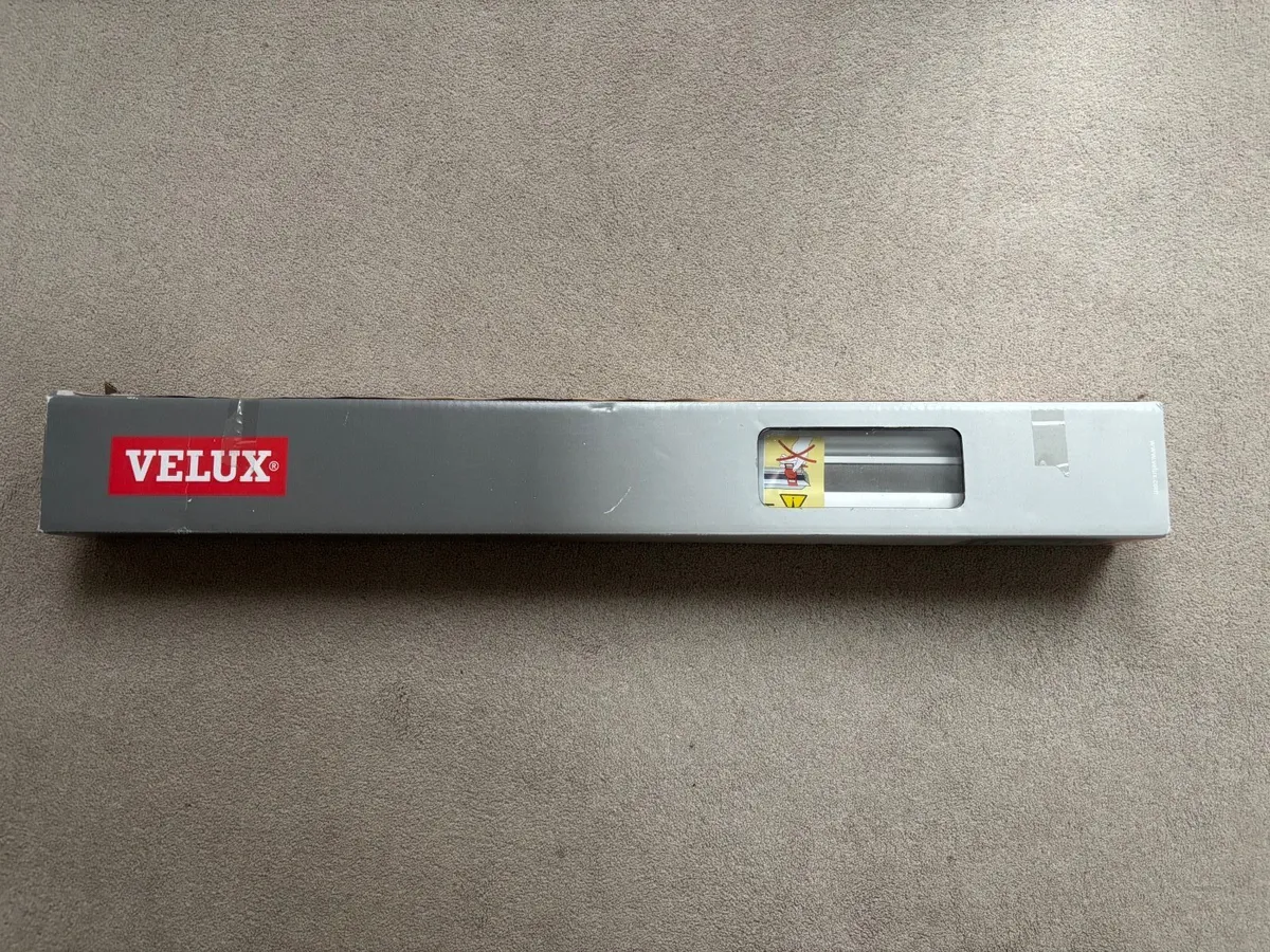 Velux blackout roller blind - Image 1