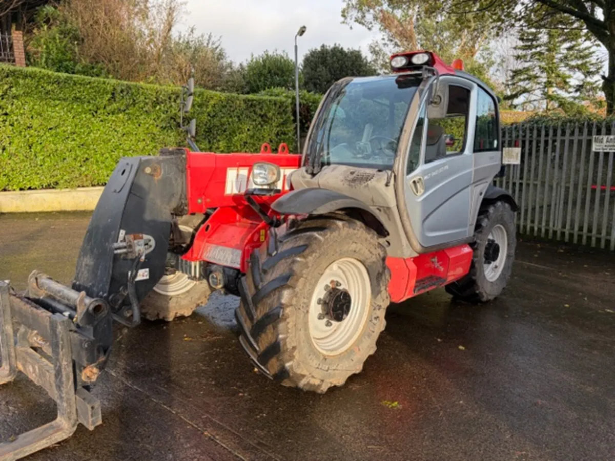 2015 Manitou MLT 840-137 P/Shift Telehandler - Image 4