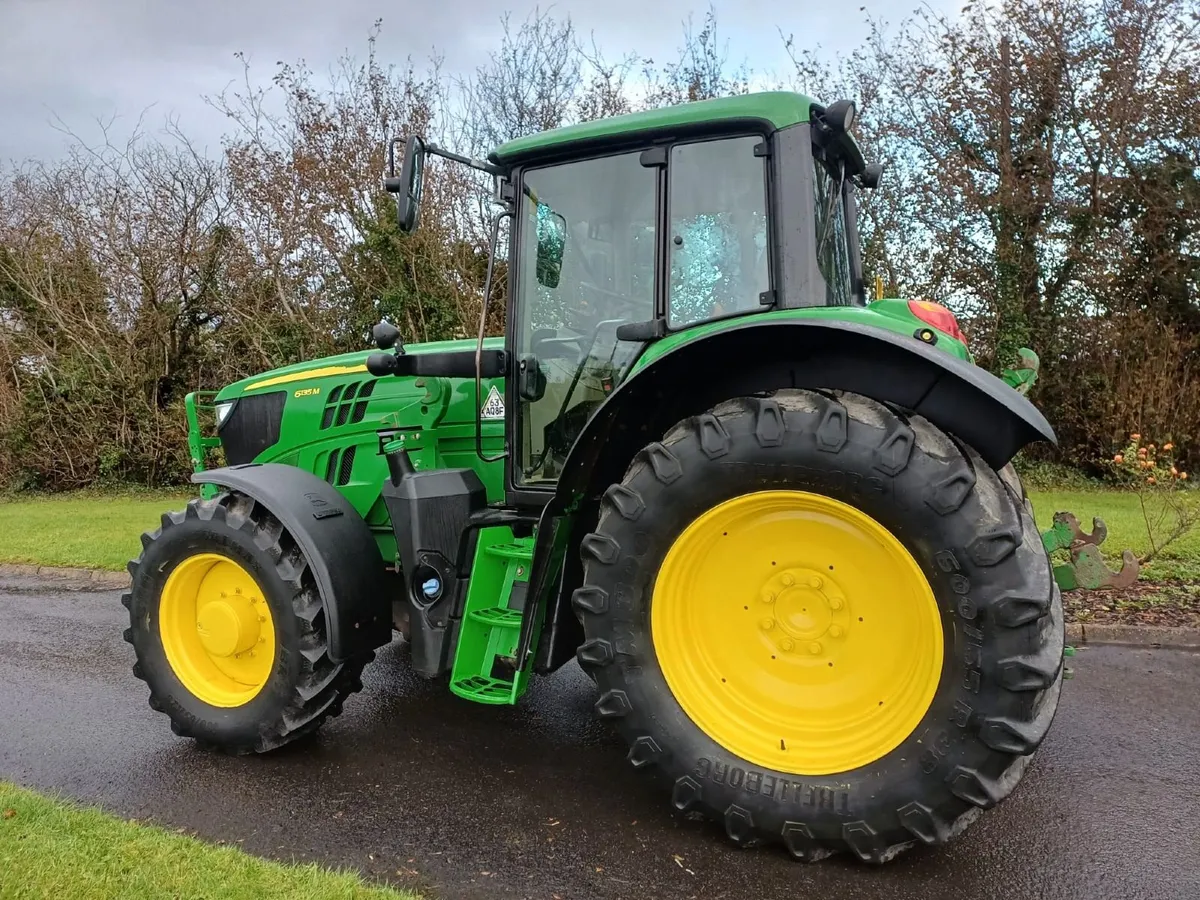 John Deere 6135M 2017 - Image 4