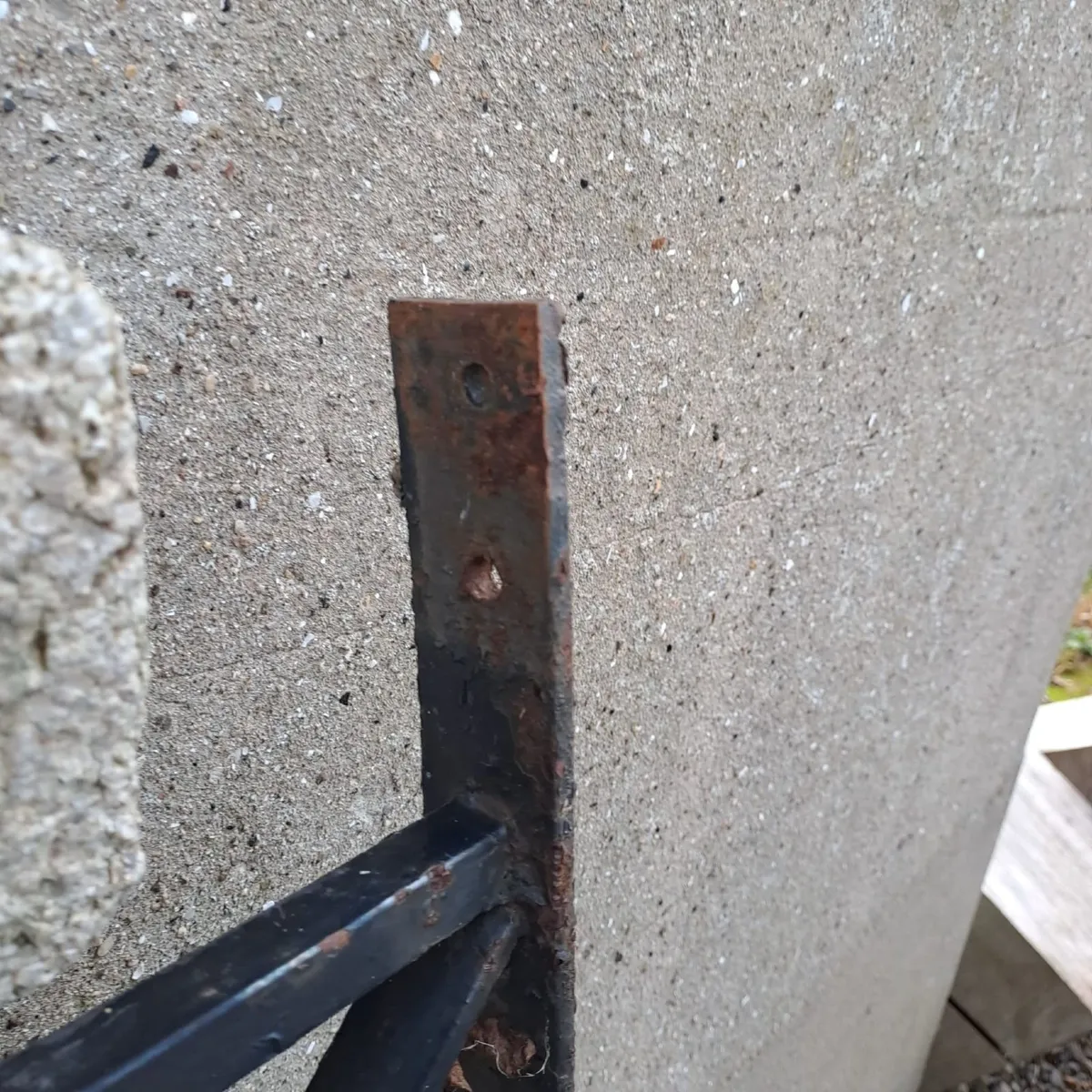 metal grill for doors and windows - Image 3