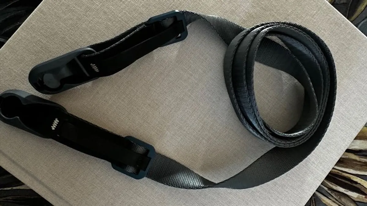 Peak Design Slide Lite, Camera Strap, as new - Image 2