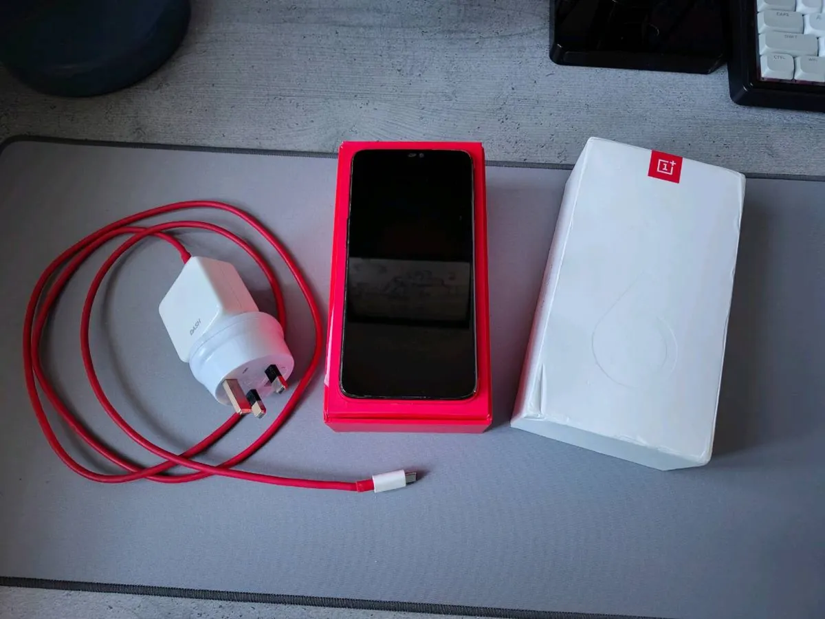 Oneplus 6 128Gb - Unlocked - Image 1