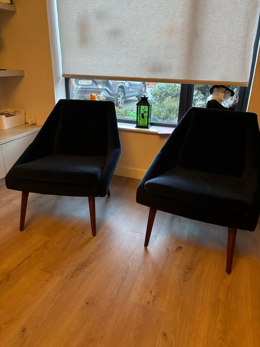 Navy accent armchair 100 each - Image 2