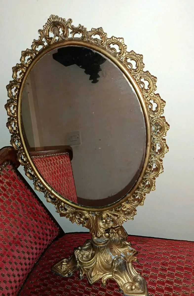 Tall Art Nouveau brass standing mirror - Image 1