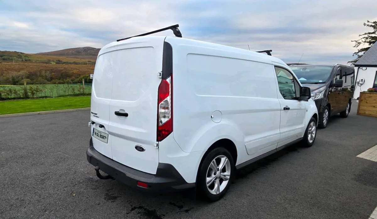 Ford Transit Connect 5 seater van - Image 4