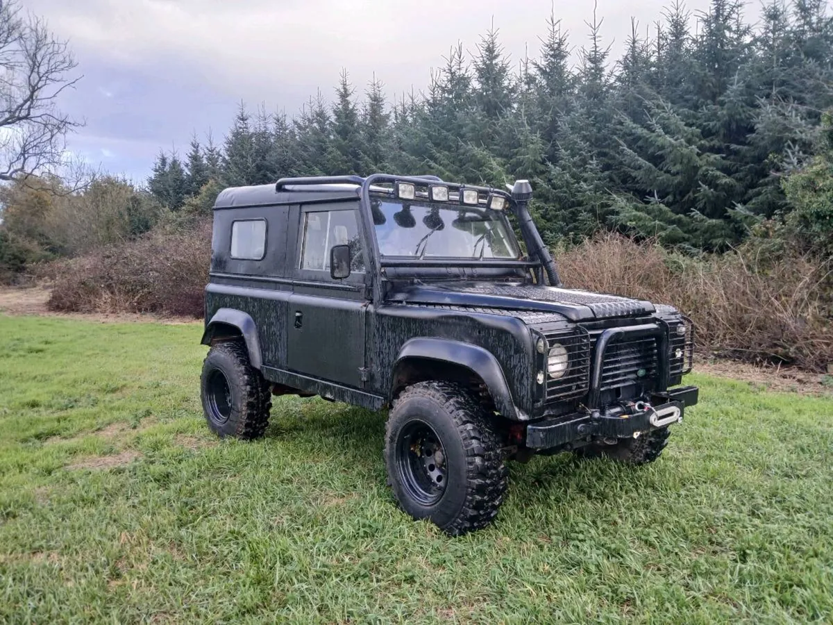 VINTAGE LANDROVER - Image 1