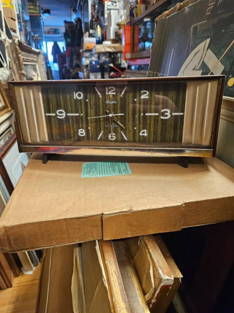 Vintage Clock - Image 1