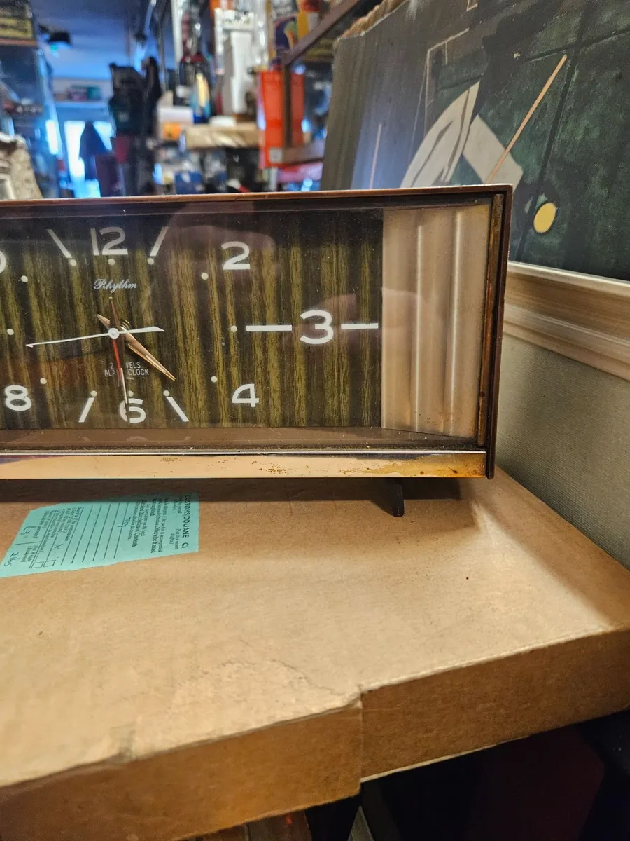 Vintage Clock - Image 4