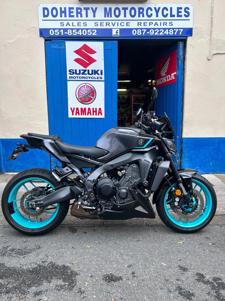 241 Yamaha MT 09 - Image 1