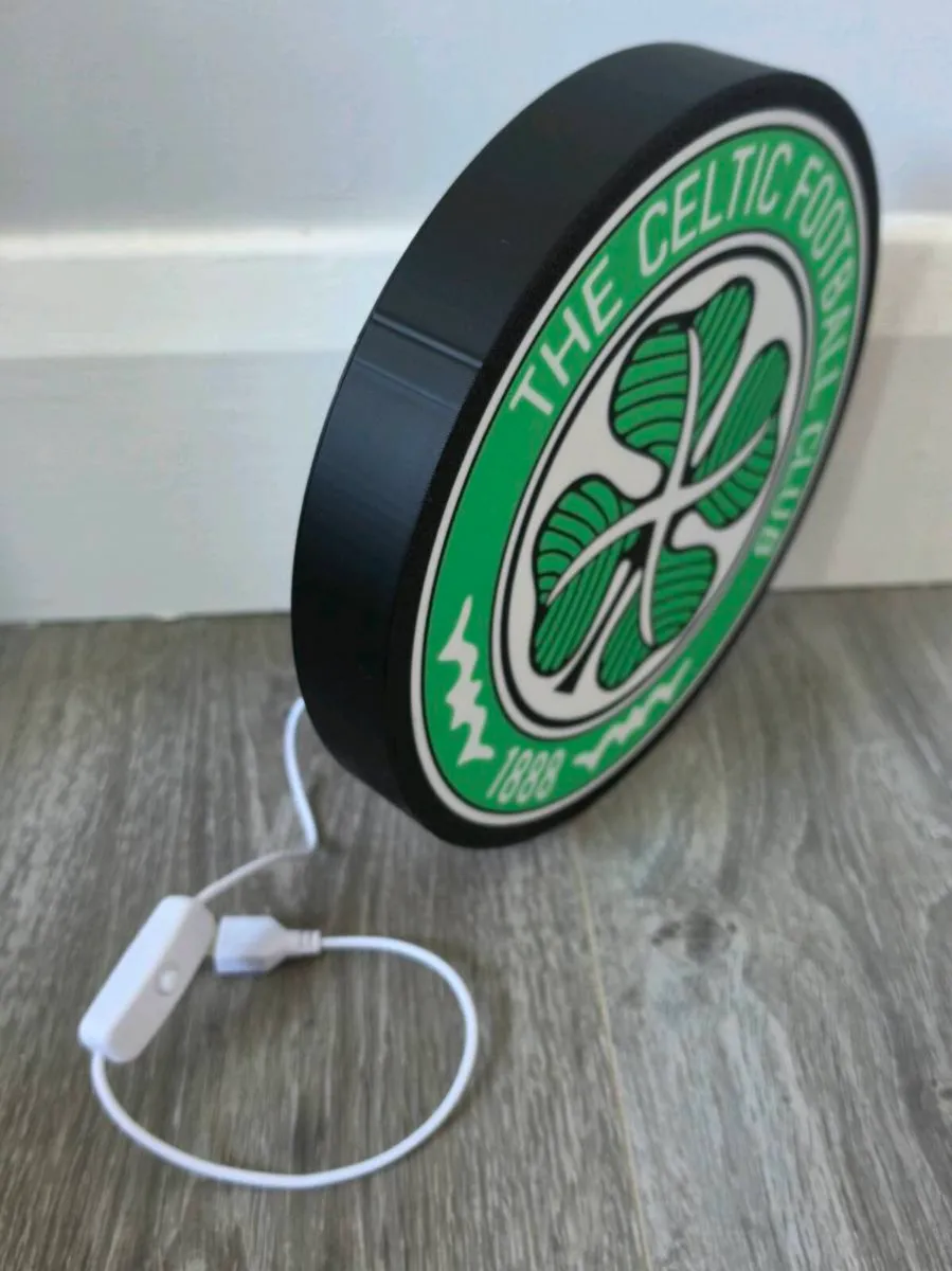 Celtic Football Club Crest Light - Image 3