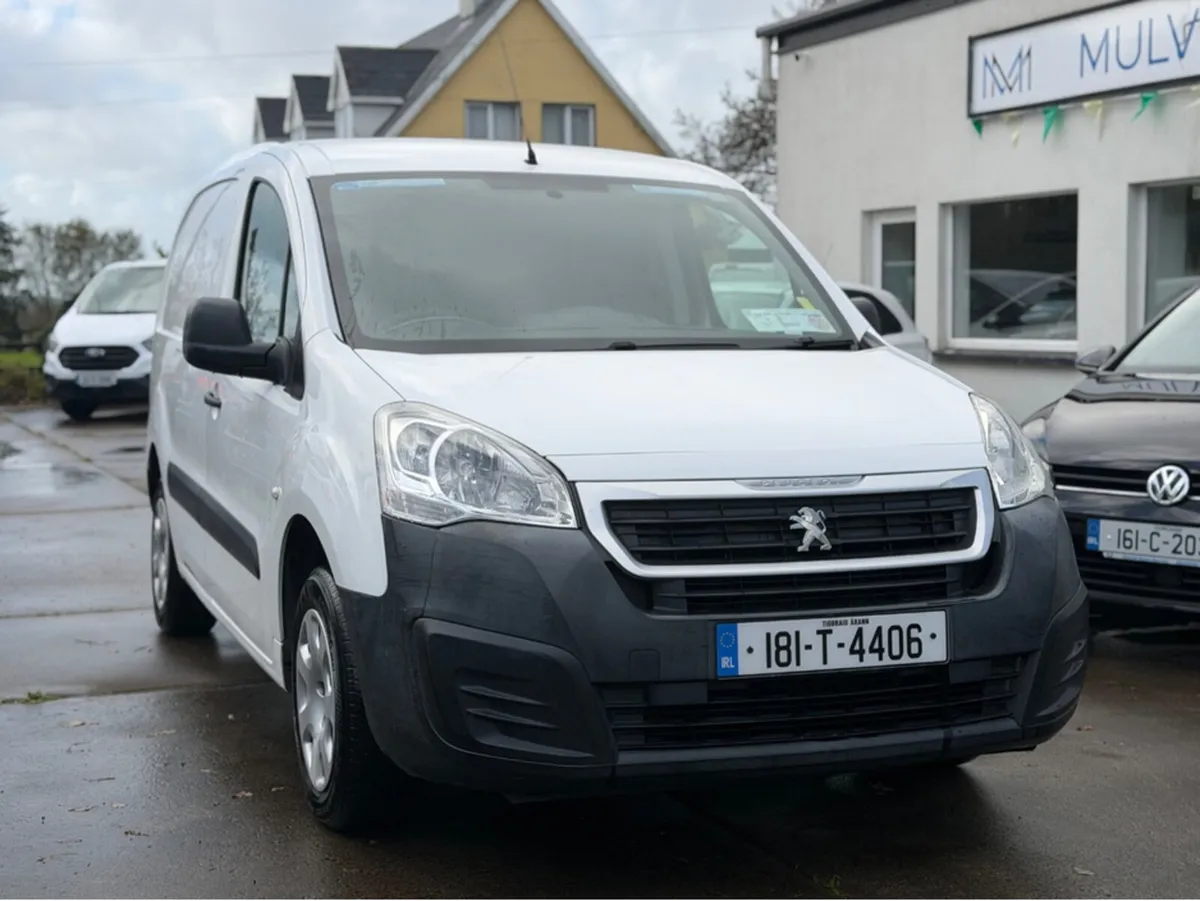 Peugeot Partner Reliable Commercial Van - Image 3