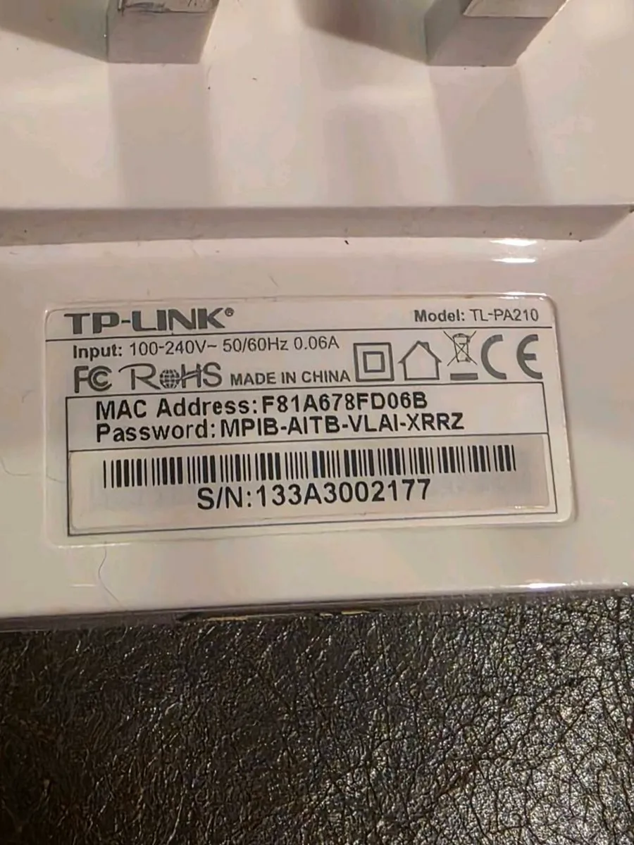 TP-Link AV200 Powerline Adapter Kit - Image 2