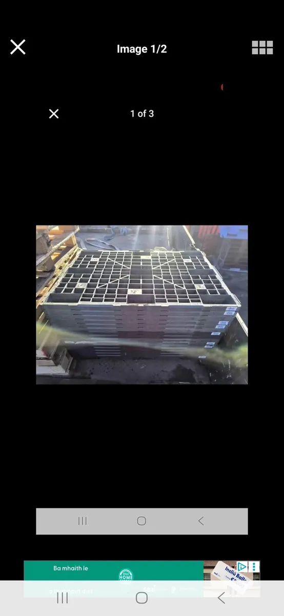 300 plastic pallets - Image 4
