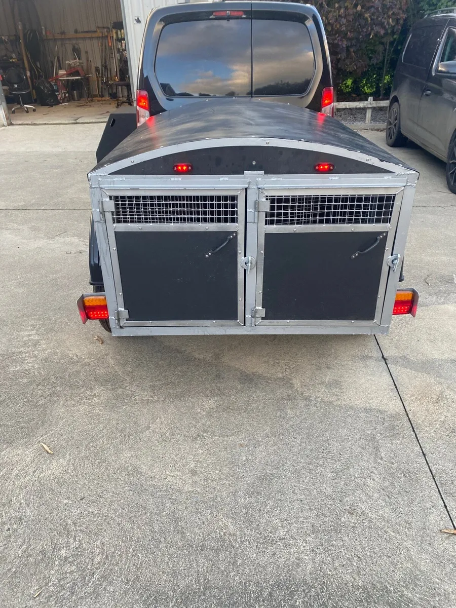 Dog box - Image 2