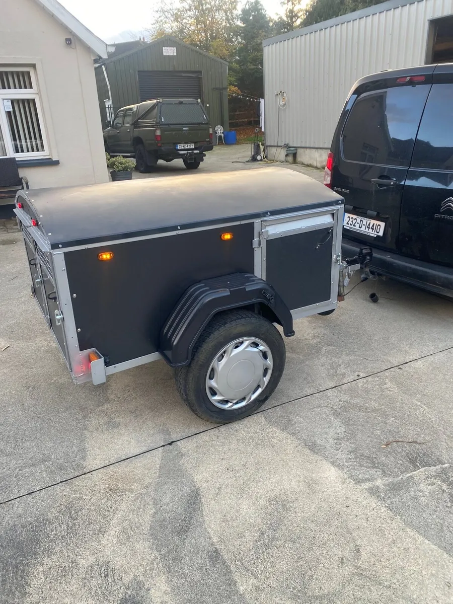 Dog box - Image 3